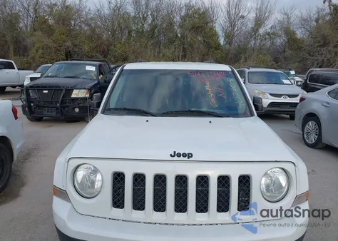 2015 Jeep Patriot Altitude Edition из США, поврежденный, VIN 1C4NJPBA8FD402609